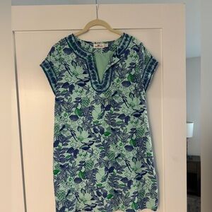 Vineyard vines shift dress